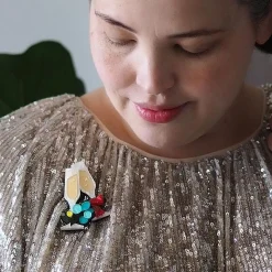 A Champagne Christmas Brooch