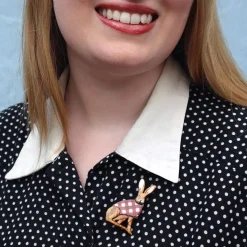 A Hare'S Breadth Brooch