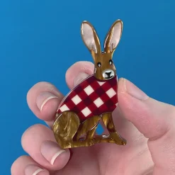 A Hare'S Breadth Brooch