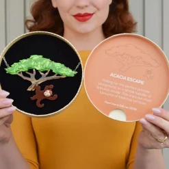 Acacia Escape Necklace And Mini Brooch Set