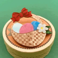 Egg Hunter'S Hamper Brooch