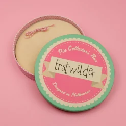 Enamel Pin Collectors Box (Cream)