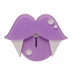 Eternal Kiss Brooch