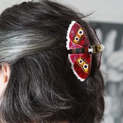 Fluttering Bogong Hair Clip Claw