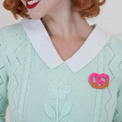 Heidi'S Heavenly Treat Brooch