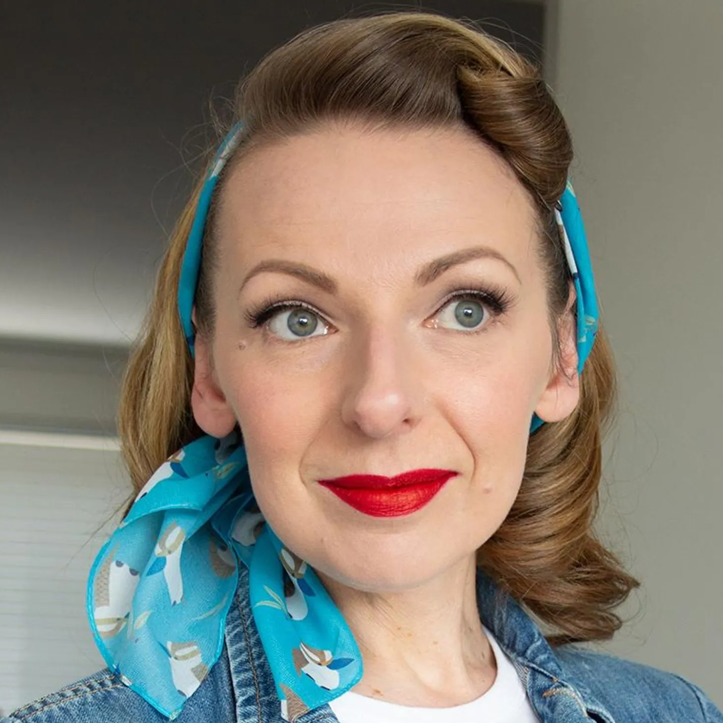 Kallista The Kookaburra Head Scarf