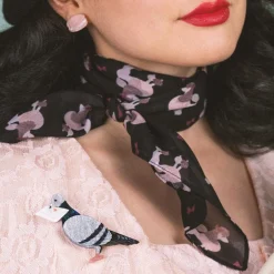 Le Prepose Brooch