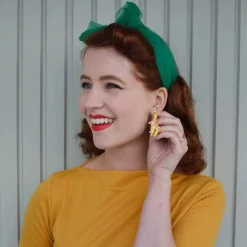 Long-Neck Lovers Earrings