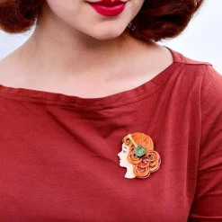 Mademoiselle Bernhardt Brooch