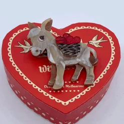 Marvellous Murray Brooch