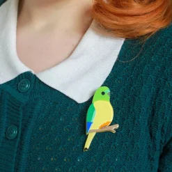 Radiant Rambler Parrot Brooch
