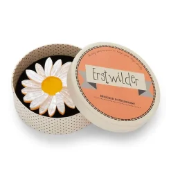 She Loves Me Daisy Brooch