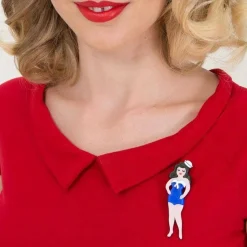 She Sells Sea Shells Brooch