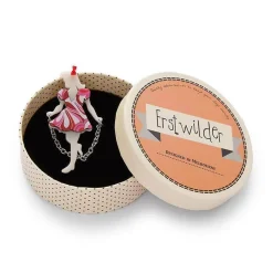 Skipping Suzie Brooch