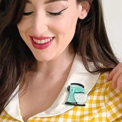 Spin Me Right Round Brooch