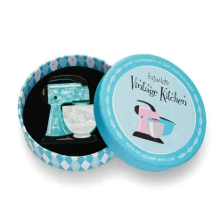 Spin Me Right Round Brooch