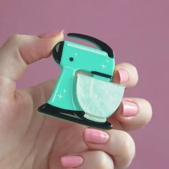 Spin Me Right Round Brooch - Teal