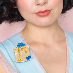Stack 'Em Up Brooch